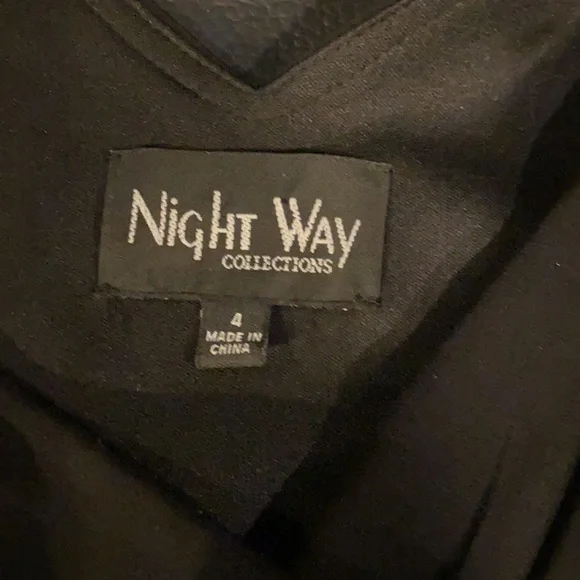 Night Way Collection cocktail dress - Picture 6 of 8